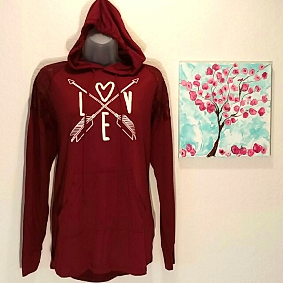 Jerry Leigh Tops - SALE! Jerry Leigh Love Hoodie
